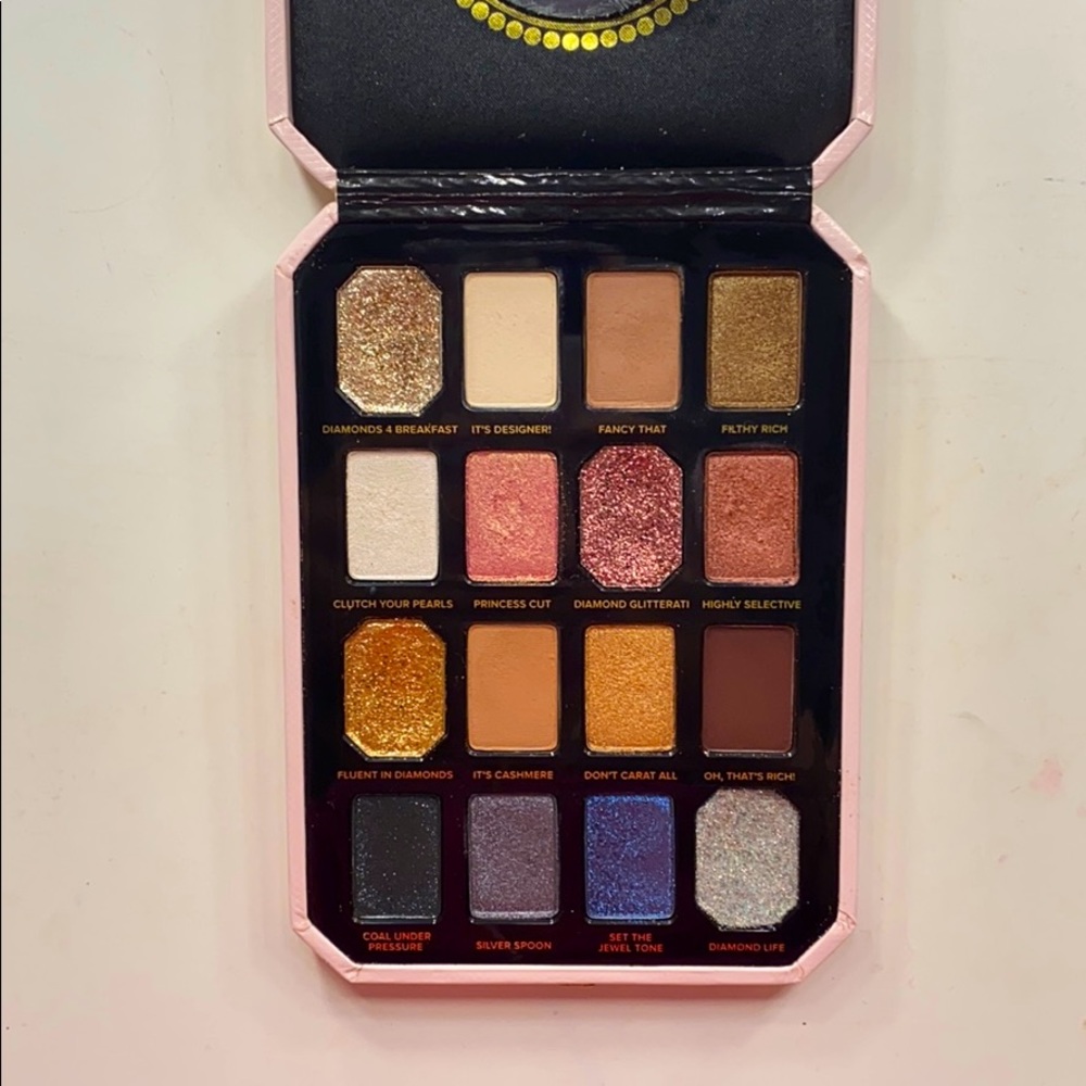Too Faced Pretty Rich Palette